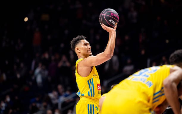 多线作战迫 多线作战迫