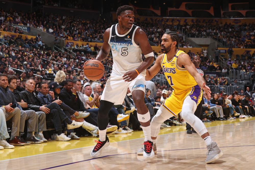 分析两国在 分析两国在